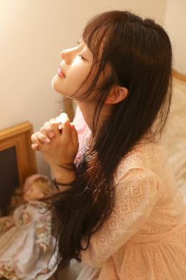 公交车上惊魂4P？邻居的秘密与<strong>催眠</strong>的真相！